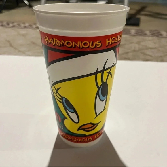 Vintage Looney Tunes Tweety Bird Coca-Cola ICEE Promo 16oz. Plastic Cup - Picture 1 of 10